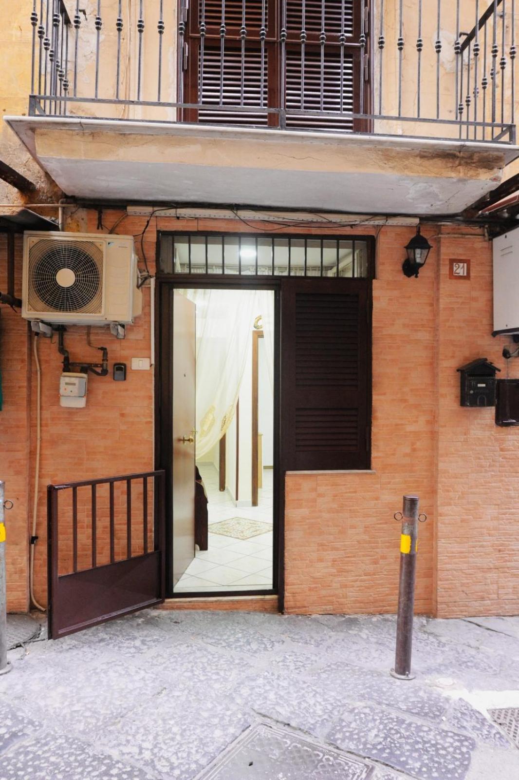 ナポリLa Casa Di Nancy Next Plebiscitoアパートメント エクステリア 写真